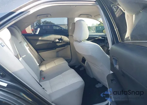 2012 Toyota Camry Le z USA, uszkodzony, nr VIN 4T4BF1FK0CR224437